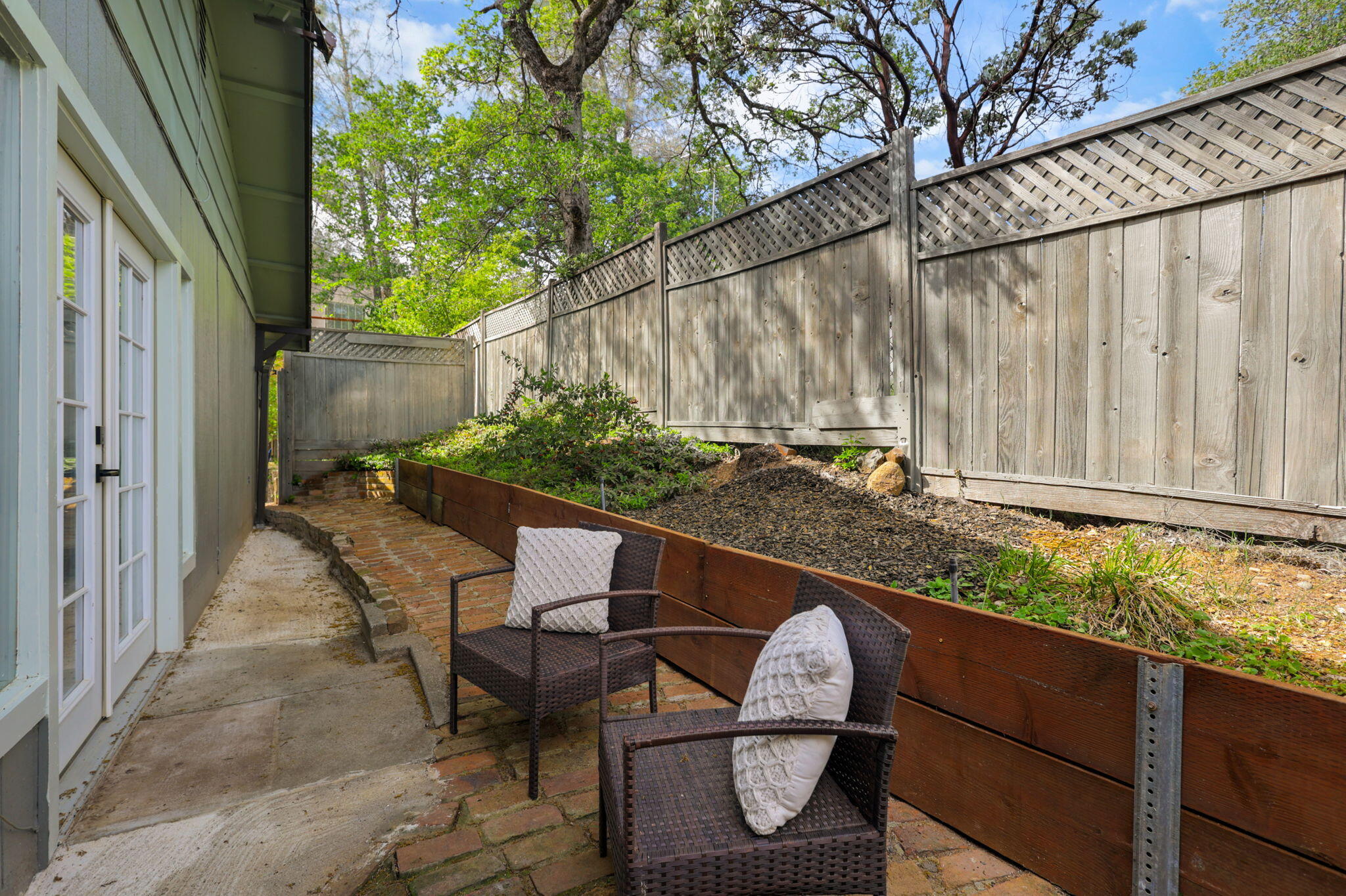 4550 Placer Road Redding, CA 96001 - Photo 9 of 95 Private Patio off EnSuite