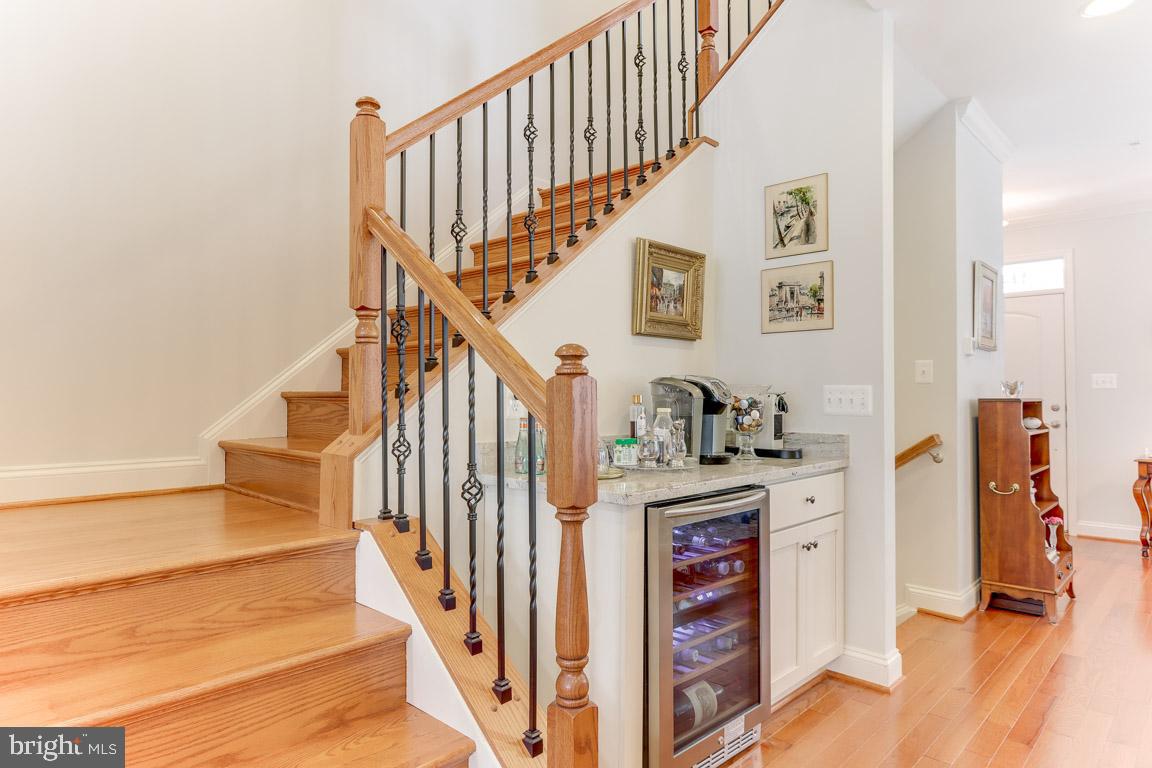 944 Lindley Road Frederick, MD 21701 - Photo 19 of 58 Refreshment center with wine & beverage chiller