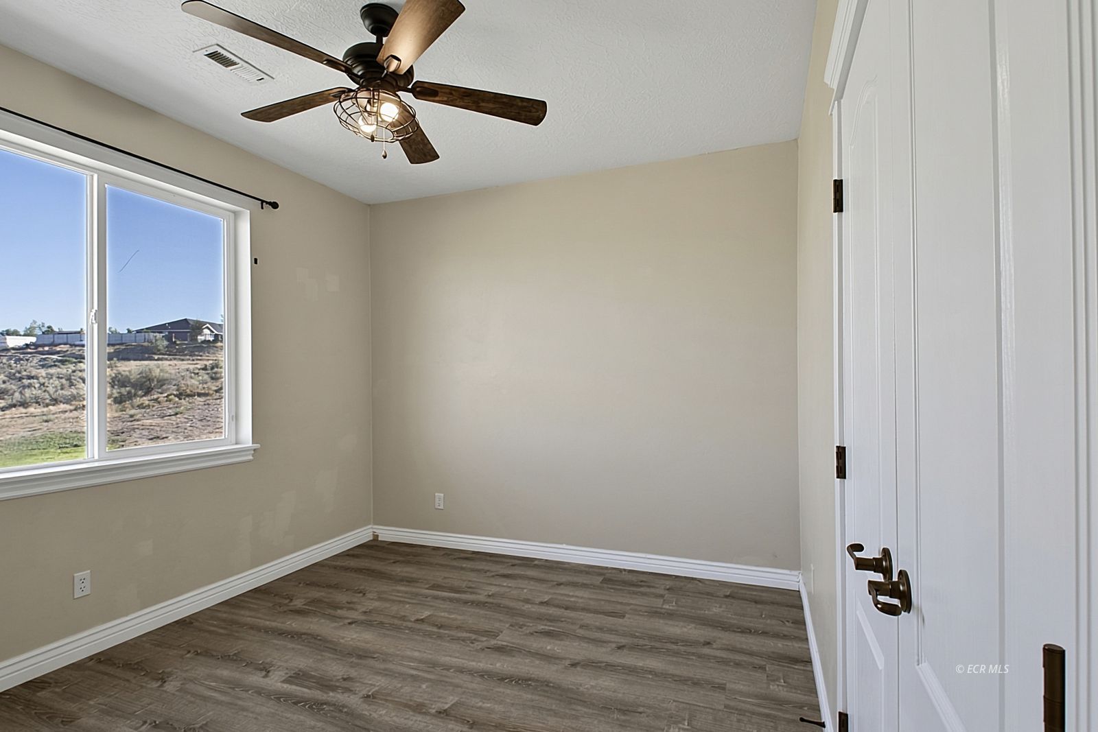 455 Bluejay Drive Spring Creek, NV 89815 - Photo 20 of 33