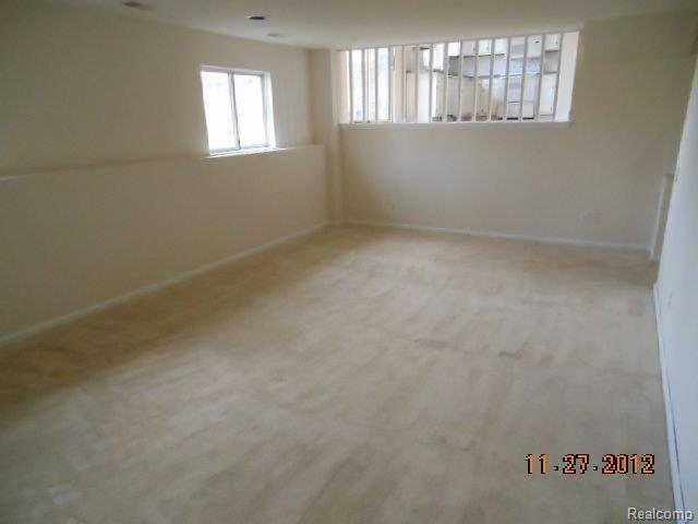 6616 Walters Road Clarkston, MI 48346 - Photo 3 of 11 FAMILY RM 2.jpg