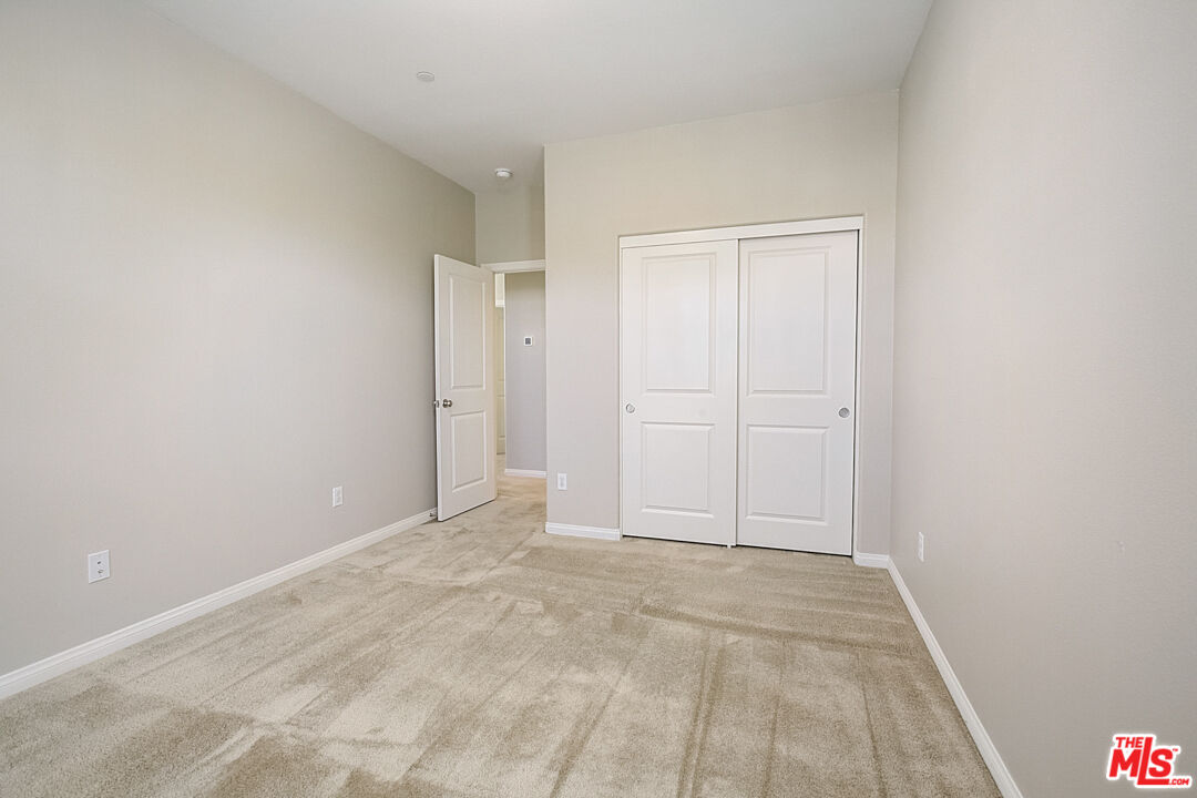 171 Stonegate Road Camarillo, CA 93010 - Photo 21 of 33