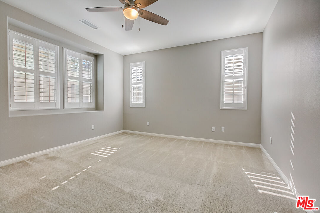171 Stonegate Road Camarillo, CA 93010 - Photo 7 of 33