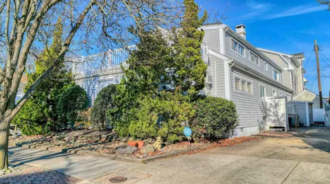 $1,649,000 | 8702 Monmouth Avenue, Margate City, NJ 08402