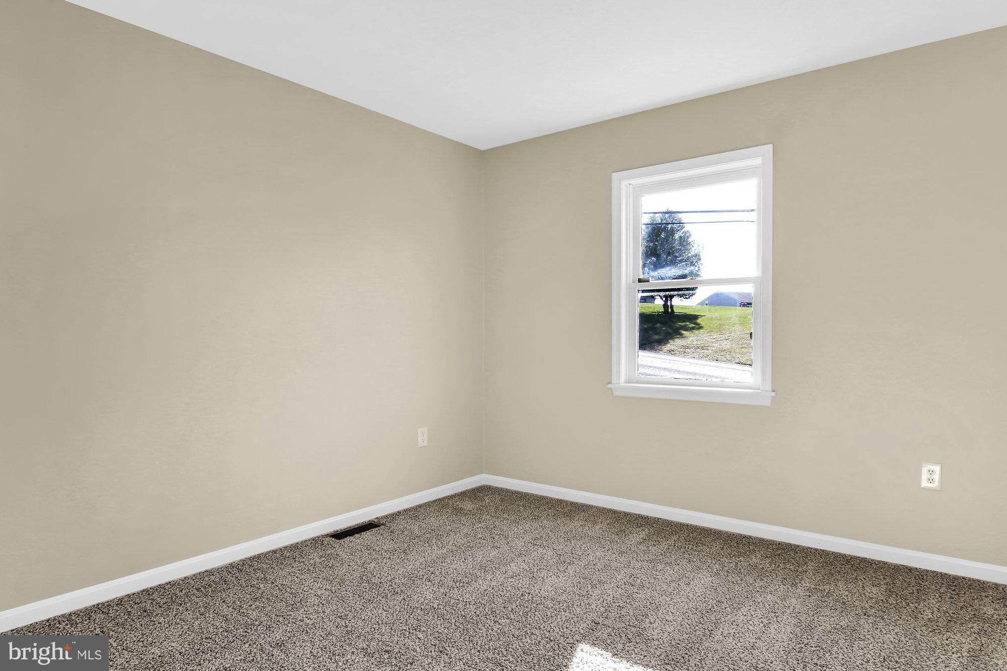 215 Eden Road Etters, PA 17319 - Photo 12 of 28 Gallery Image 12
