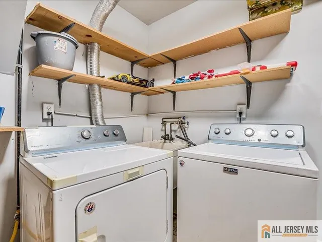 $3,250 | 11 Hyde Avenue, Iselin, NJ 08830