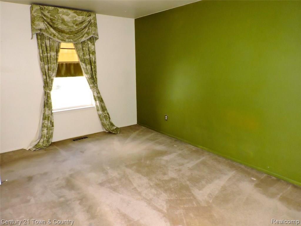 22216 Cape Cod Way, Unit 53 Farmington, MI 48336 - Photo 16 of 30 16.JPG