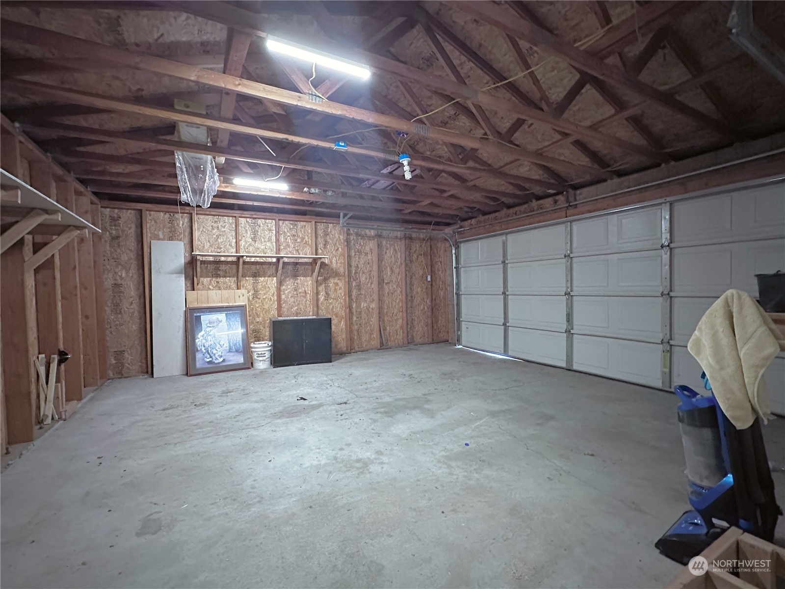 19 Jess Botello Place Riverside, WA 98849 - Photo 21 of 30 a view of a room with gym equipment