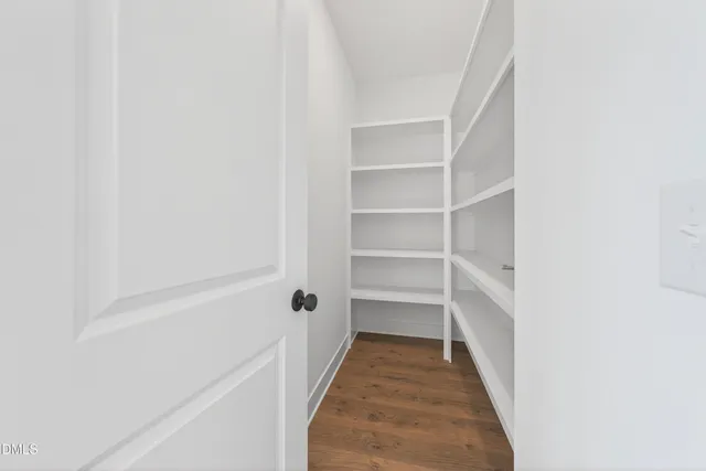 $925,000 | 209 West Maple Avenue, Holly Springs, NC 27540