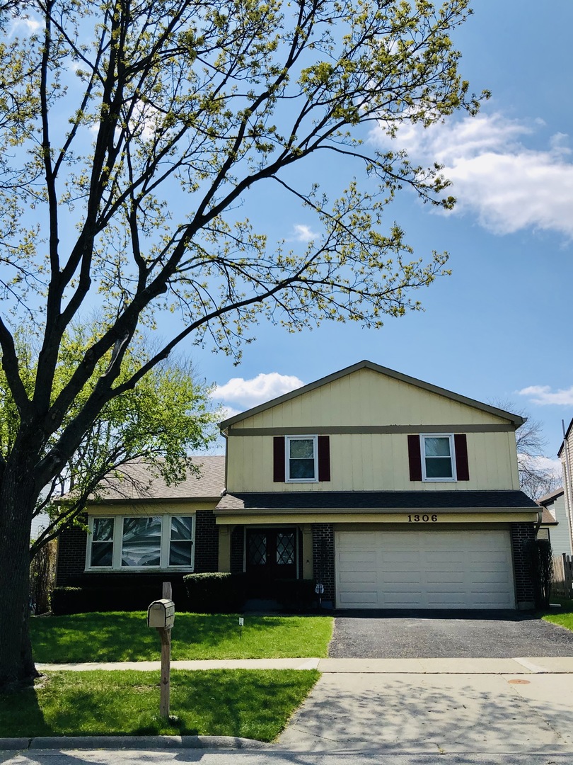 1306 Devonshire Road Buffalo Grove, IL 60089 - Photo 1 of 6