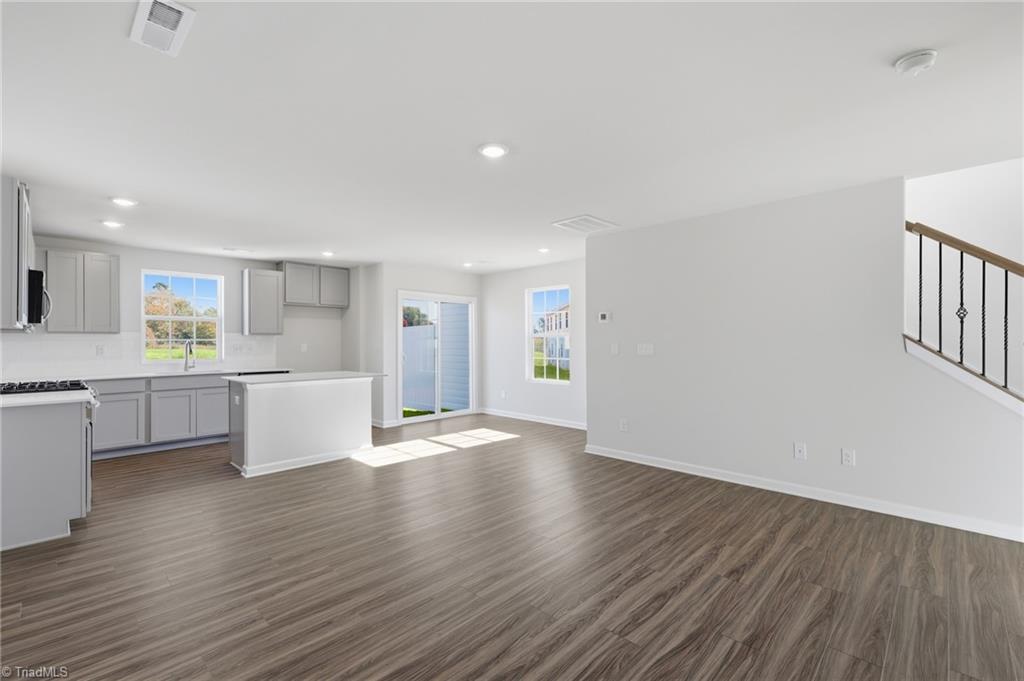 227 Plumtree Court King, NC 27021 - Photo 11 of 29