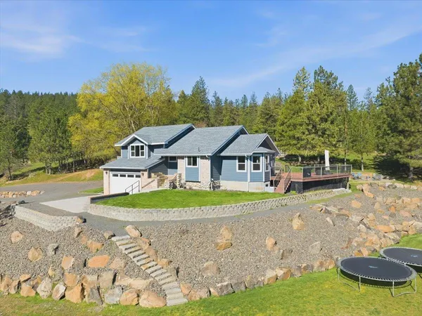 $950,000 | 6802 South Conklin Road, Greenacres, WA 99016