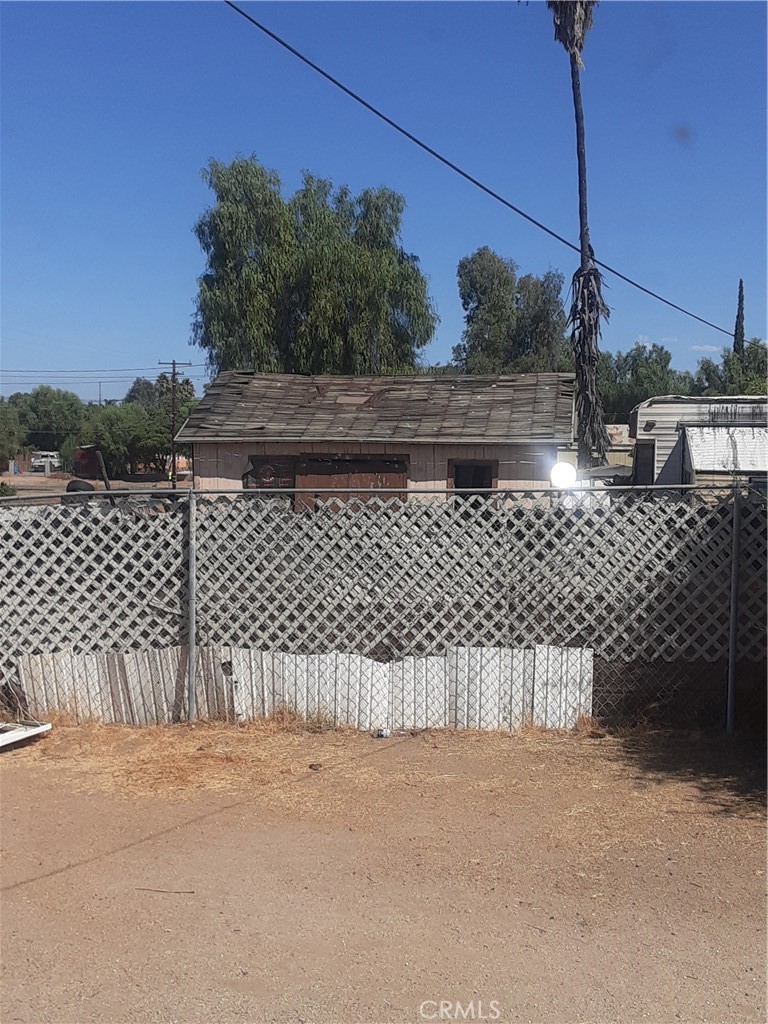 18475 Carroll Street Perris, CA 92570 - Photo 14 of 37