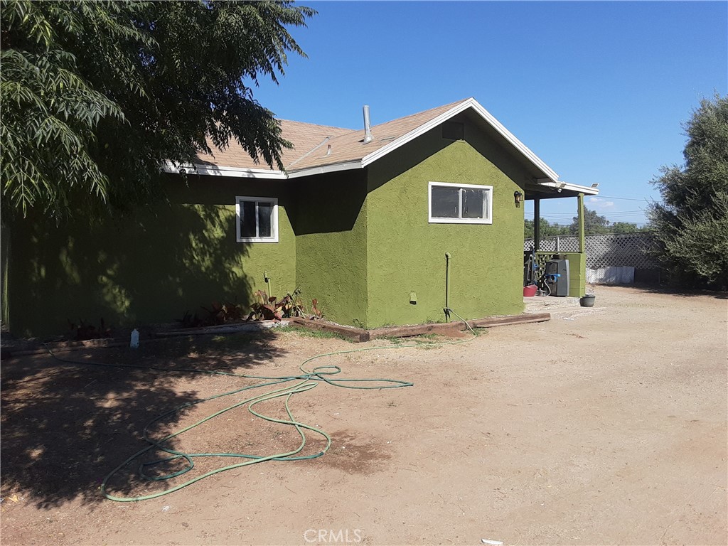 18475 Carroll Street Perris, CA 92570 - Photo 6 of 37