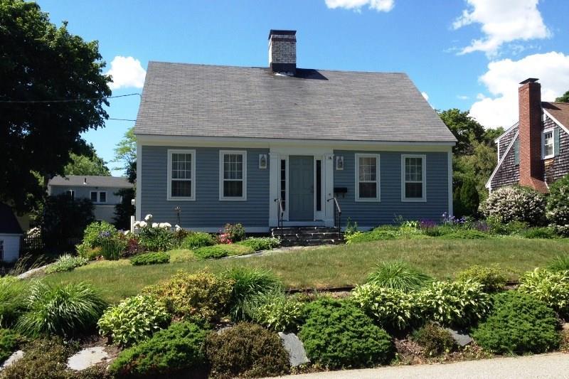 16 Surf Road Cape Elizabeth, ME 04107 - Photo 1 of 28 Photo