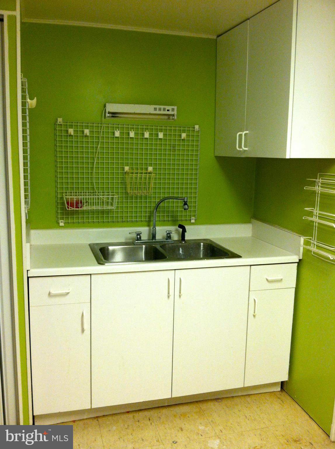 11768 Bayfield Court Reston, VA 20194 - Photo 17 of 18 utility Room