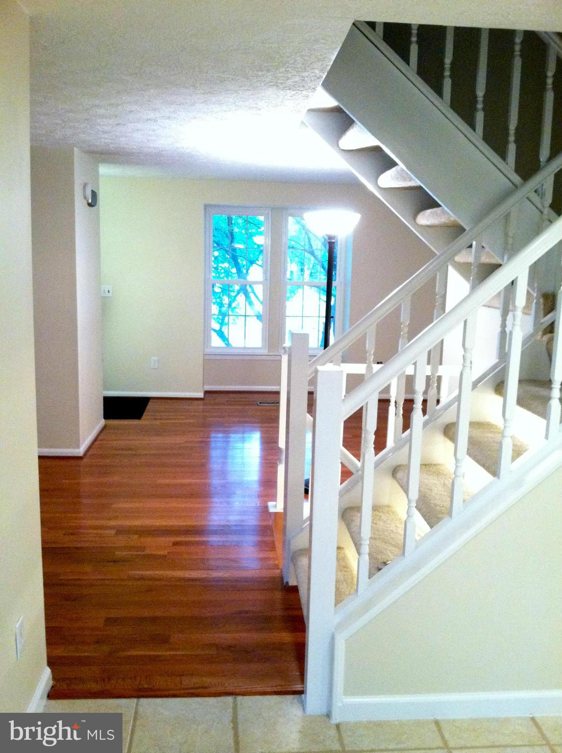 11768 Bayfield Court Reston, VA 20194 - Photo 6 of 18 Interior Stairs
