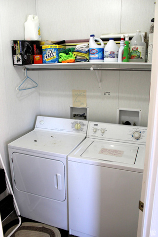 22580 Spring Creek Drive, Unit B61 Fairview, UT 84629 - Photo 34 of 39 Laundry room