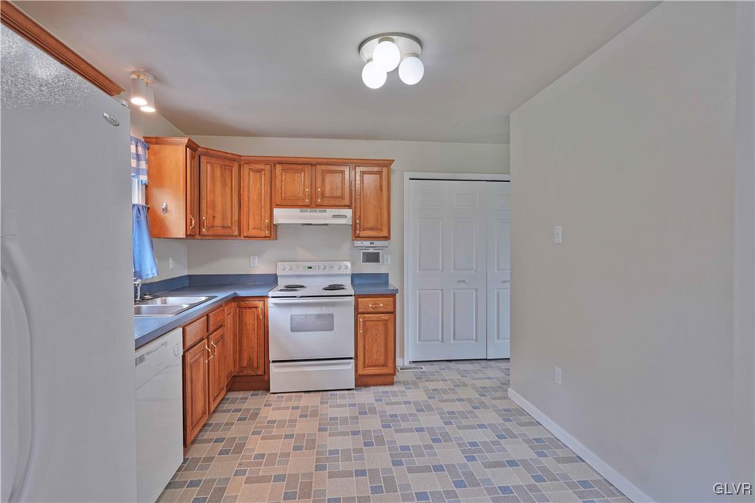 4740 Shimerville Road Emmaus, PA 18049 - Photo 11 of 34 Gallery Image 11