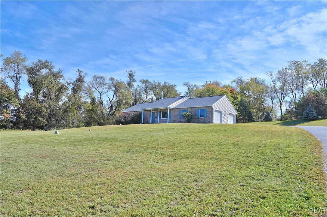 4740 Shimerville Road Emmaus, PA 18049 - Photo 2 of 34 Gallery Image 2