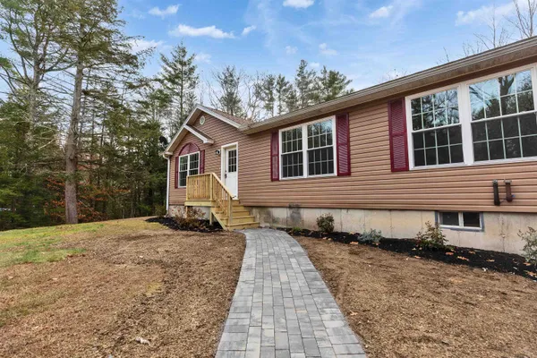 $399,800 | 206 Highway 119, Fitzwilliam, NH 03447