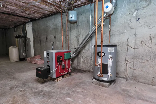 $399,900 | 206 Highway 119, Fitzwilliam, NH 03447