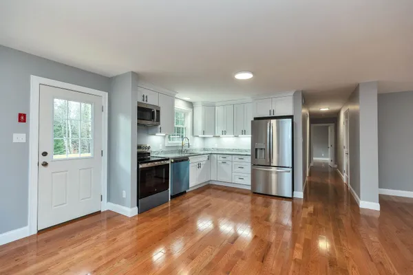 $399,800 | 206 Highway 119, Fitzwilliam, NH 03447