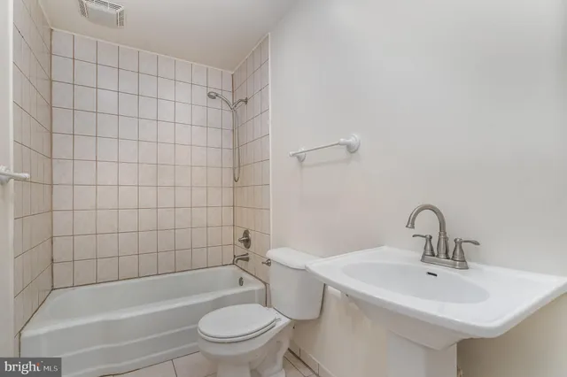 $282,900 | 143 5th Street, Colonial Beach, VA 22443