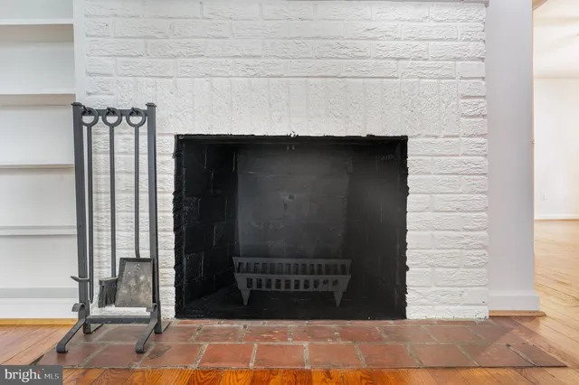 $282,900 | 143 5th Street, Colonial Beach, VA 22443