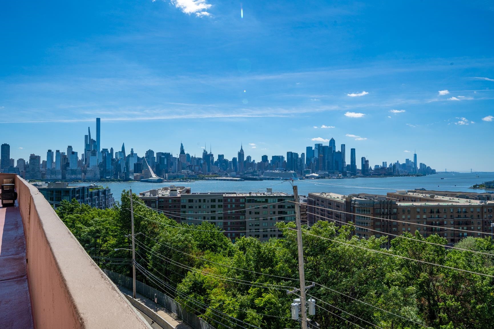 6040 Boulevard East, Unit 14F West New York, NJ 07093 - Photo 31 of 34 a view of a city