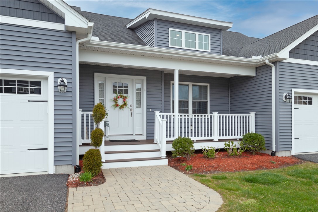 3 Bailey Brook Court Middletown, RI 02842 - Photo 1 of 29