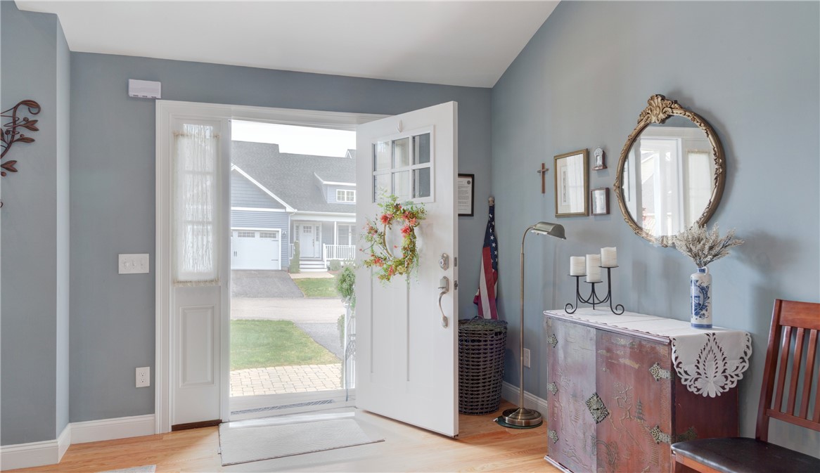 3 Bailey Brook Court Middletown, RI 02842 - Photo 4 of 29