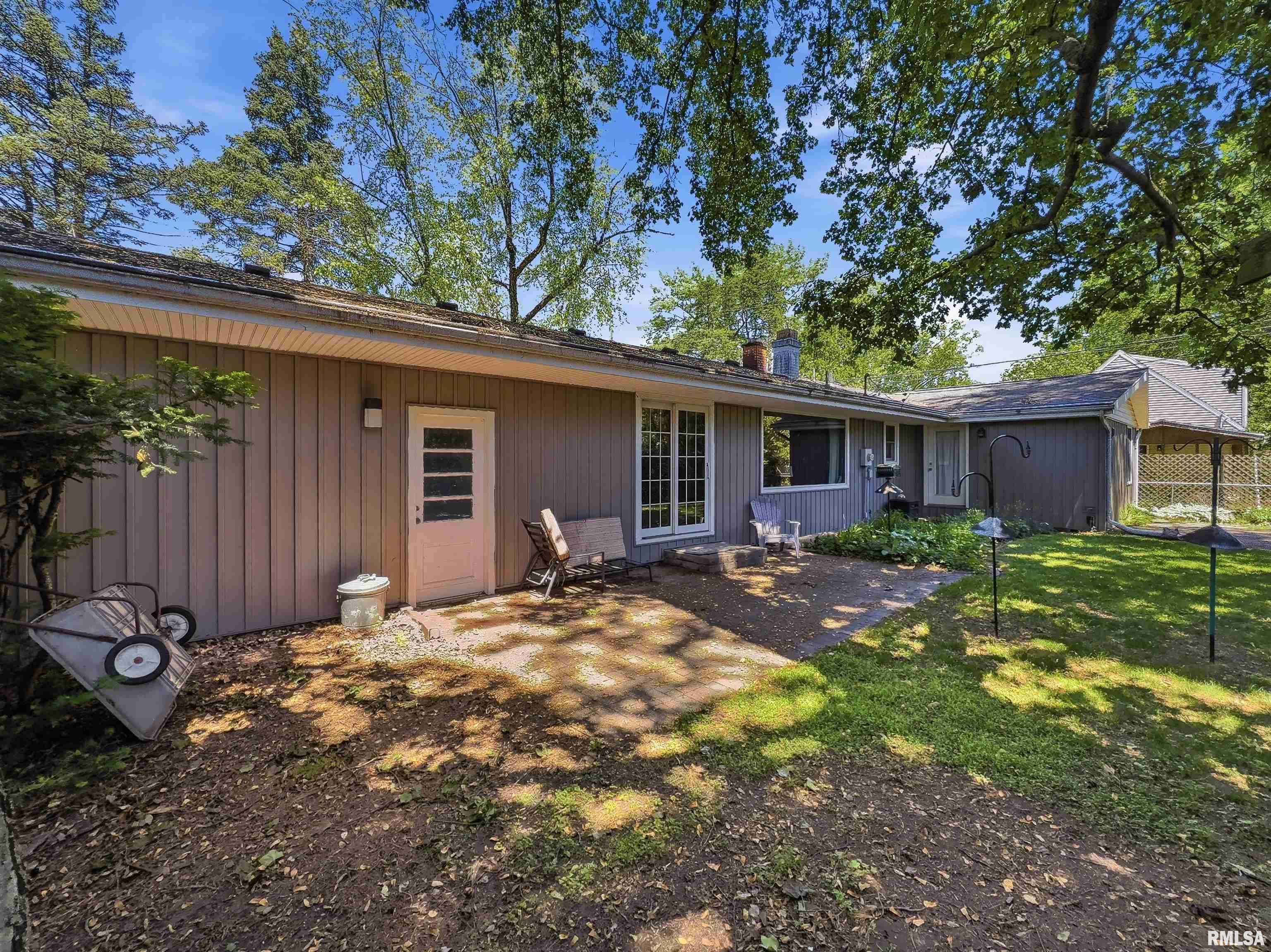 3 Wilmette Drive Normal, IL 61761 - Photo 3 of 38