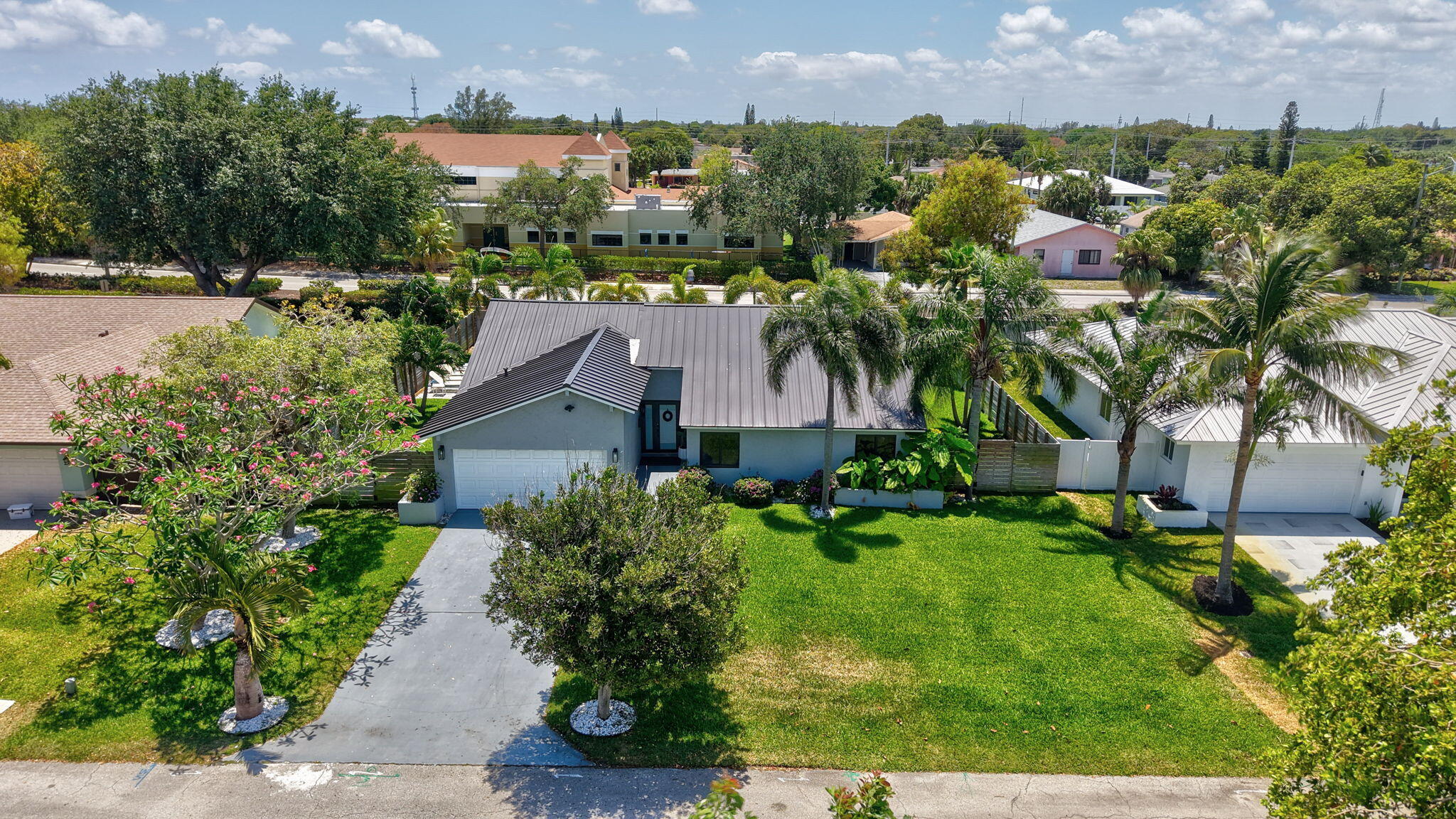 620 Enfield Road Delray Beach, FL 33444 - Photo 9 of 66 62-web-or-mls-DJI_20250426131605_0328_D_