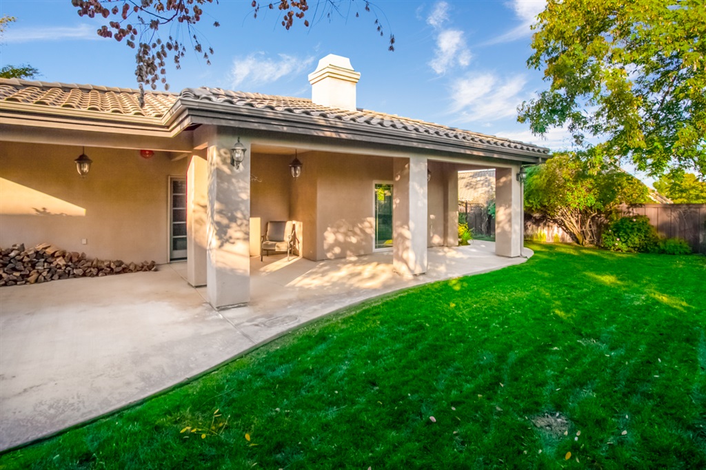 9148 Pinzolo Point Lakeside, CA 92040 - Photo 14 of 25 Gallery Image 14
