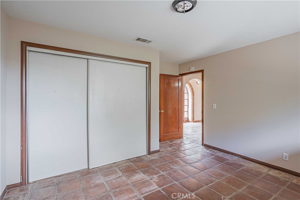 48703 De Luz Road Temecula, CA 92590 - Photo 29 of 36 a view of an empty room and window