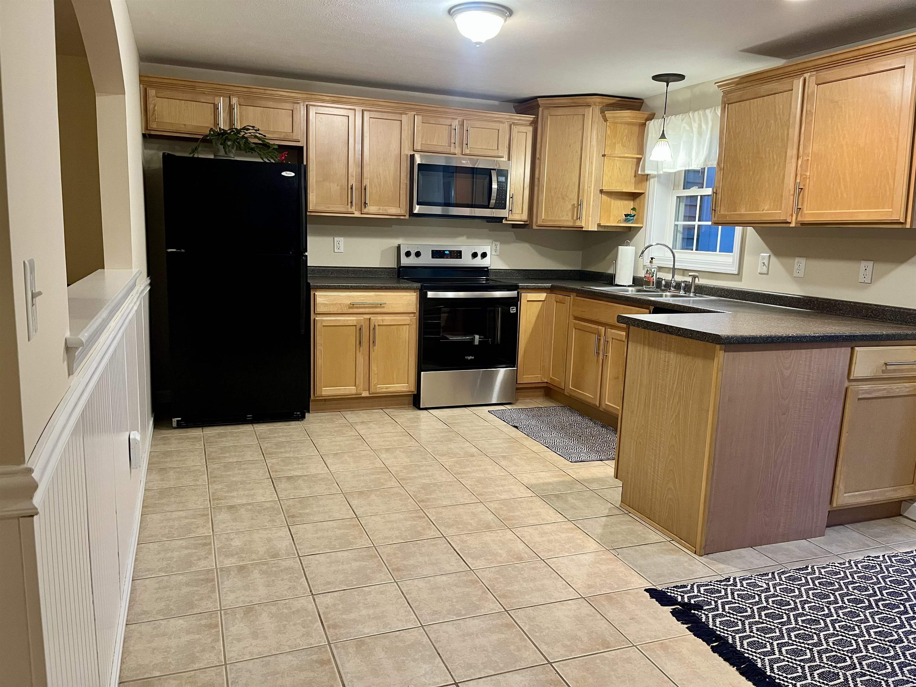 16 Cat Tail Circle New Ipswich, NH 03071 - Photo 2 of 18