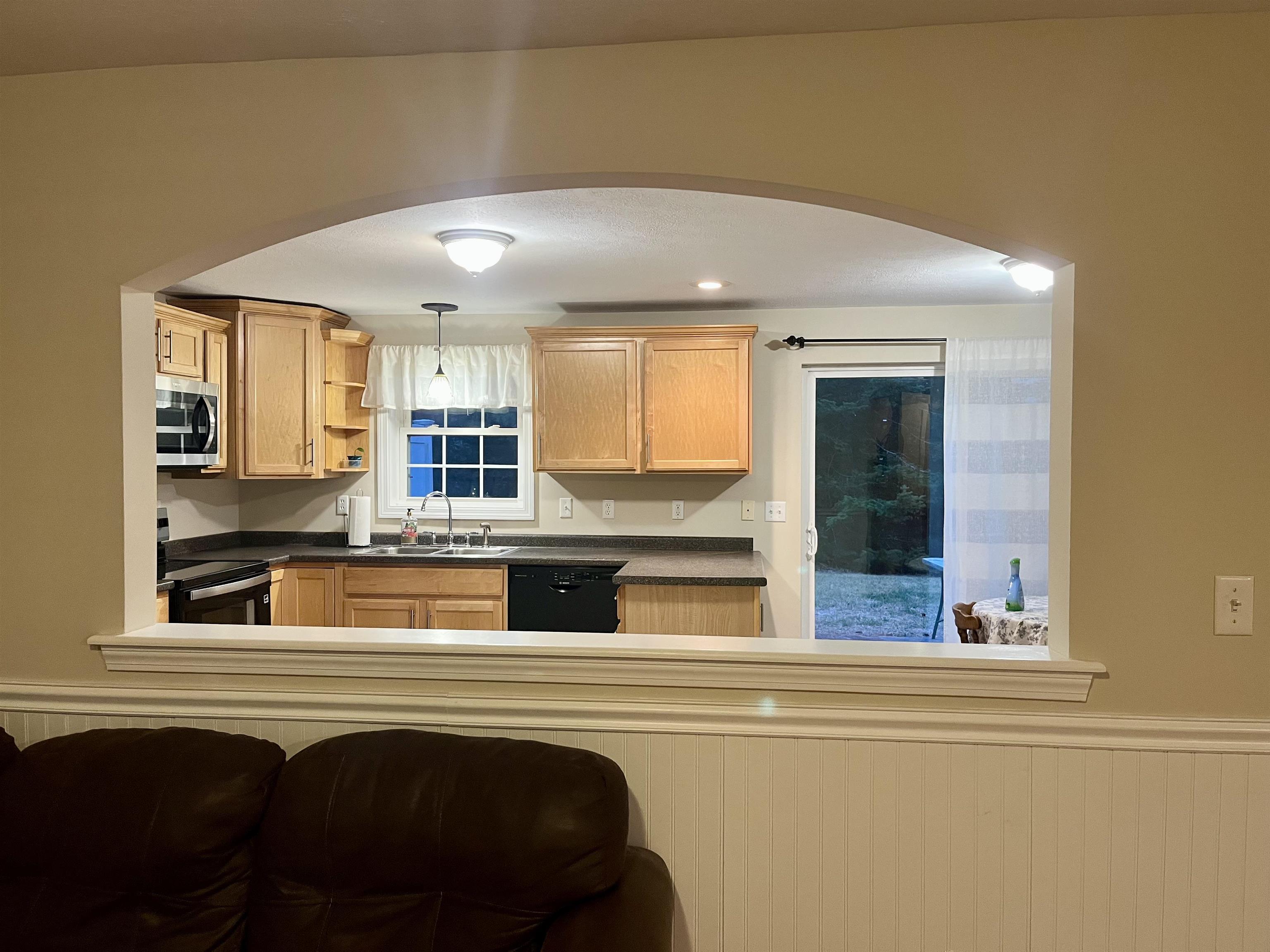 16 Cat Tail Circle New Ipswich, NH 03071 - Photo 7 of 18