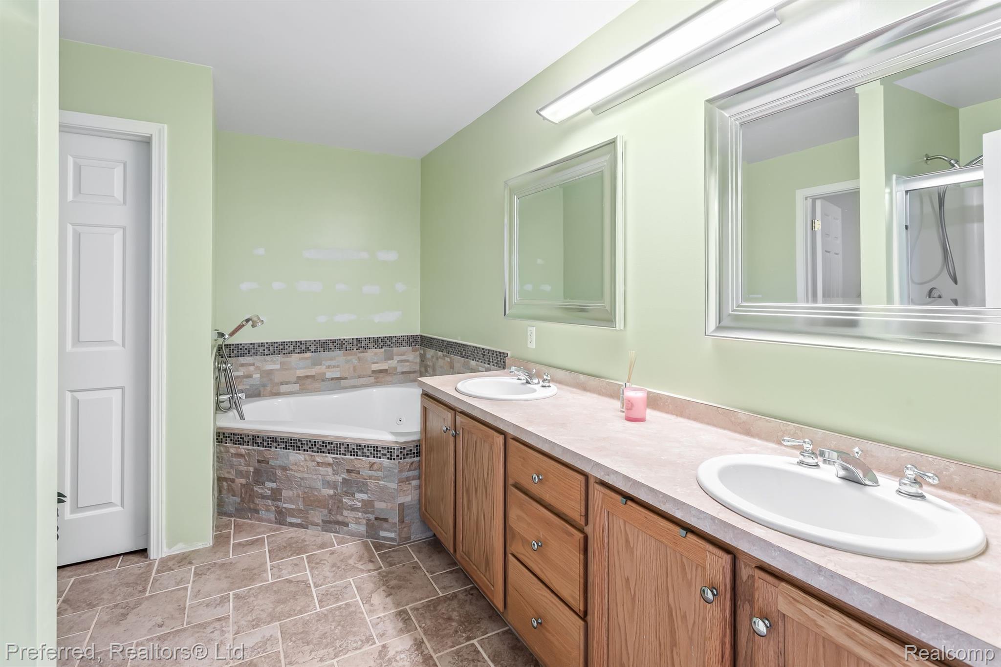 15135 West Austin Road Manchester, MI 48158 - Photo 35 of 56 Gallery Image 35