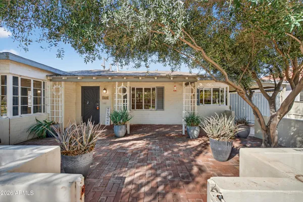 $724,900 | 1526 West Wilshire Drive, Phoenix, AZ 85007
