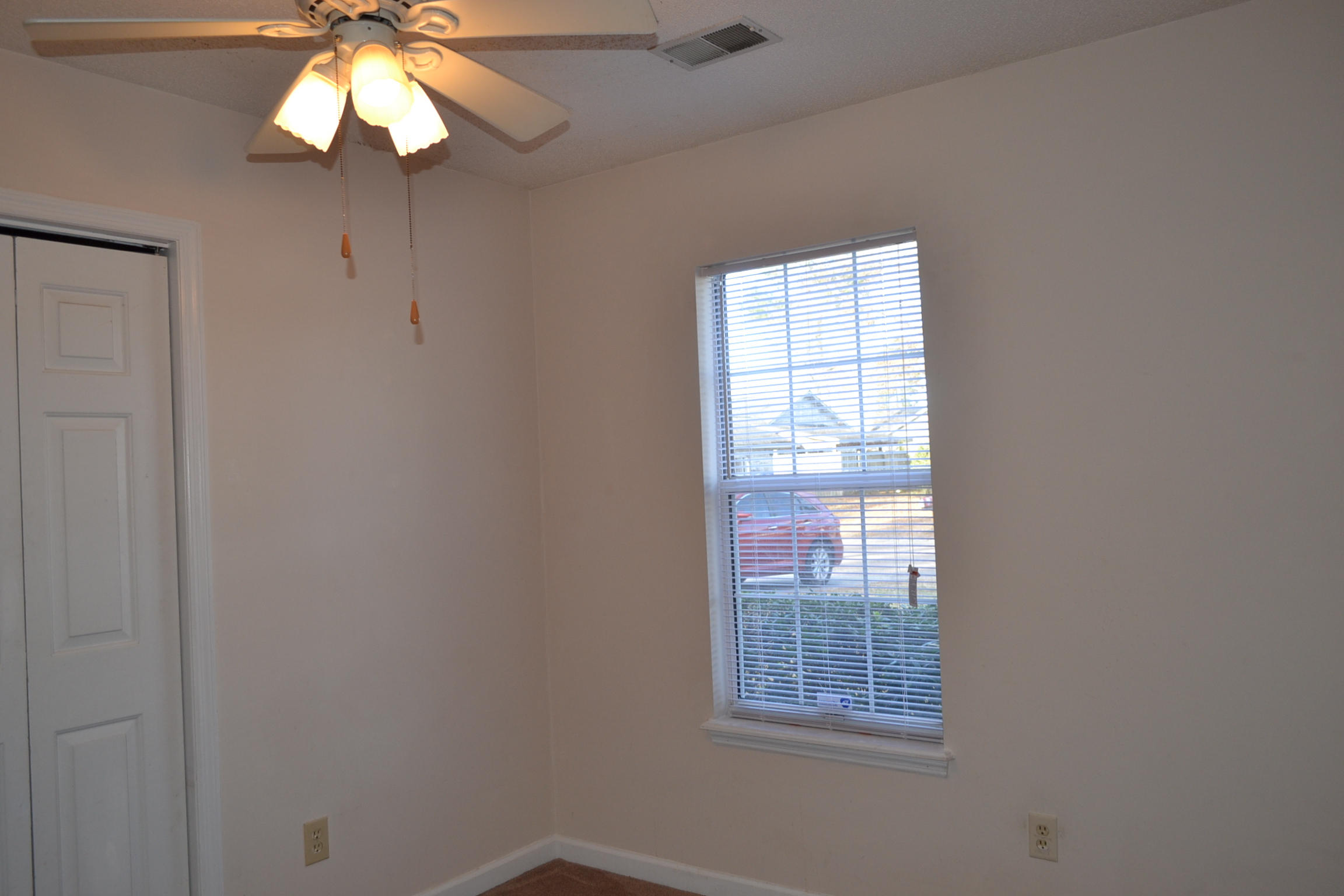 9870 Levenshall Drive Ladson, SC 29456 - Photo 15 of 25 DSC_0011