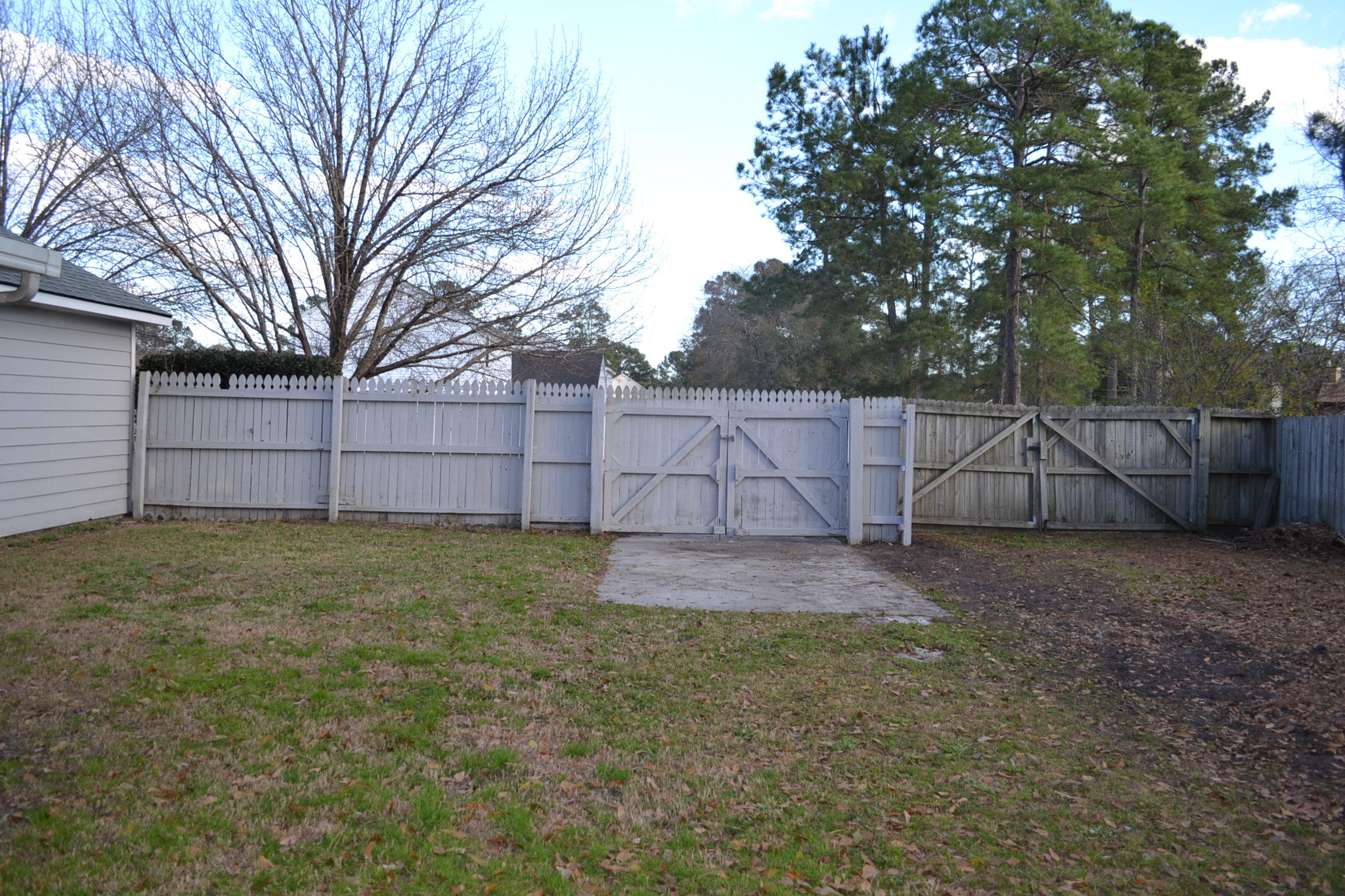 9870 Levenshall Drive Ladson, SC 29456 - Photo 22 of 25 DSC_0024