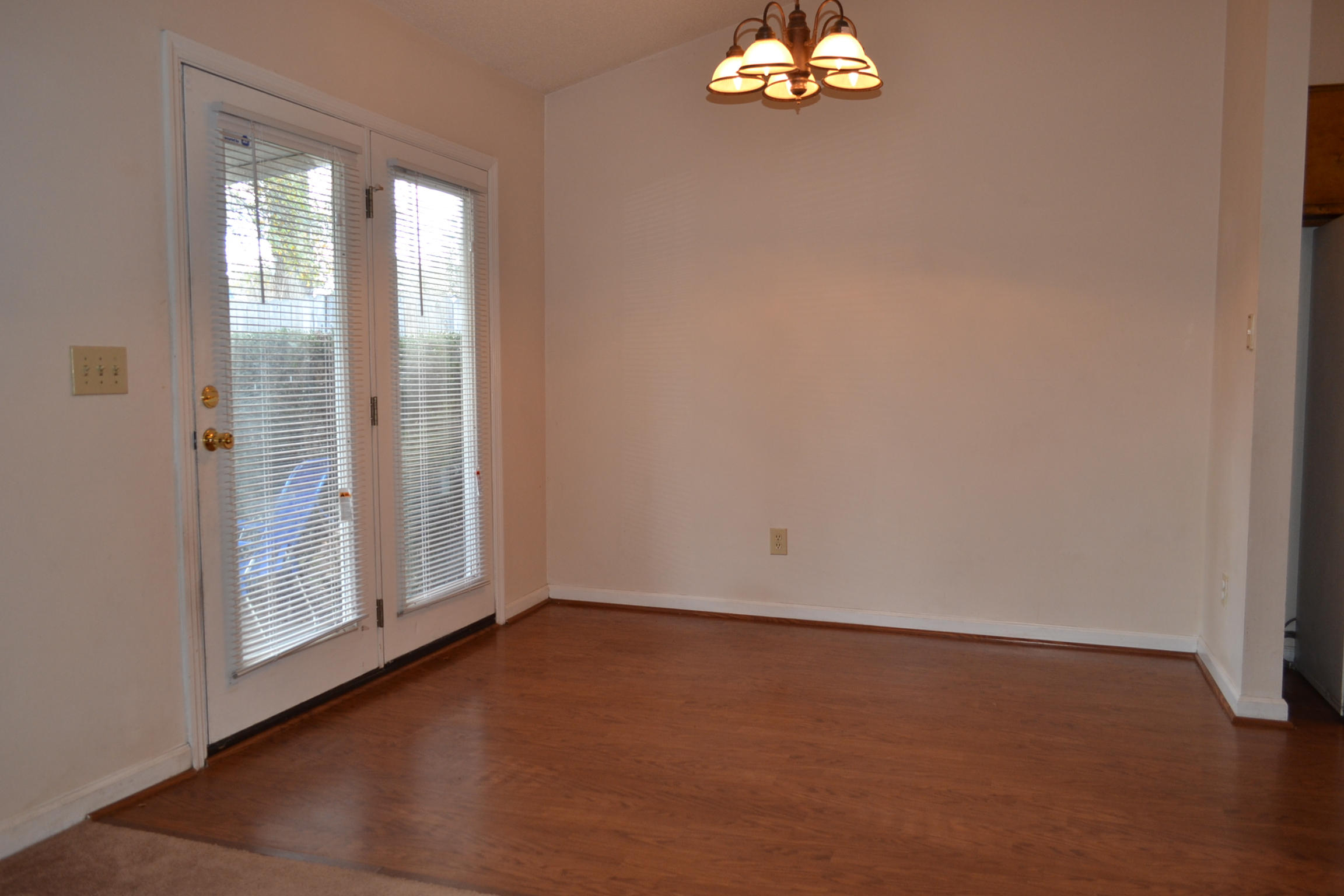 9870 Levenshall Drive Ladson, SC 29456 - Photo 4 of 25 DSC_0021