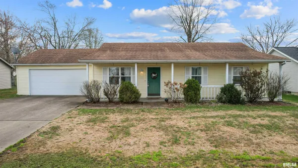 $165,000 | 2217 Jennifer Lane, Marion, IL 62959