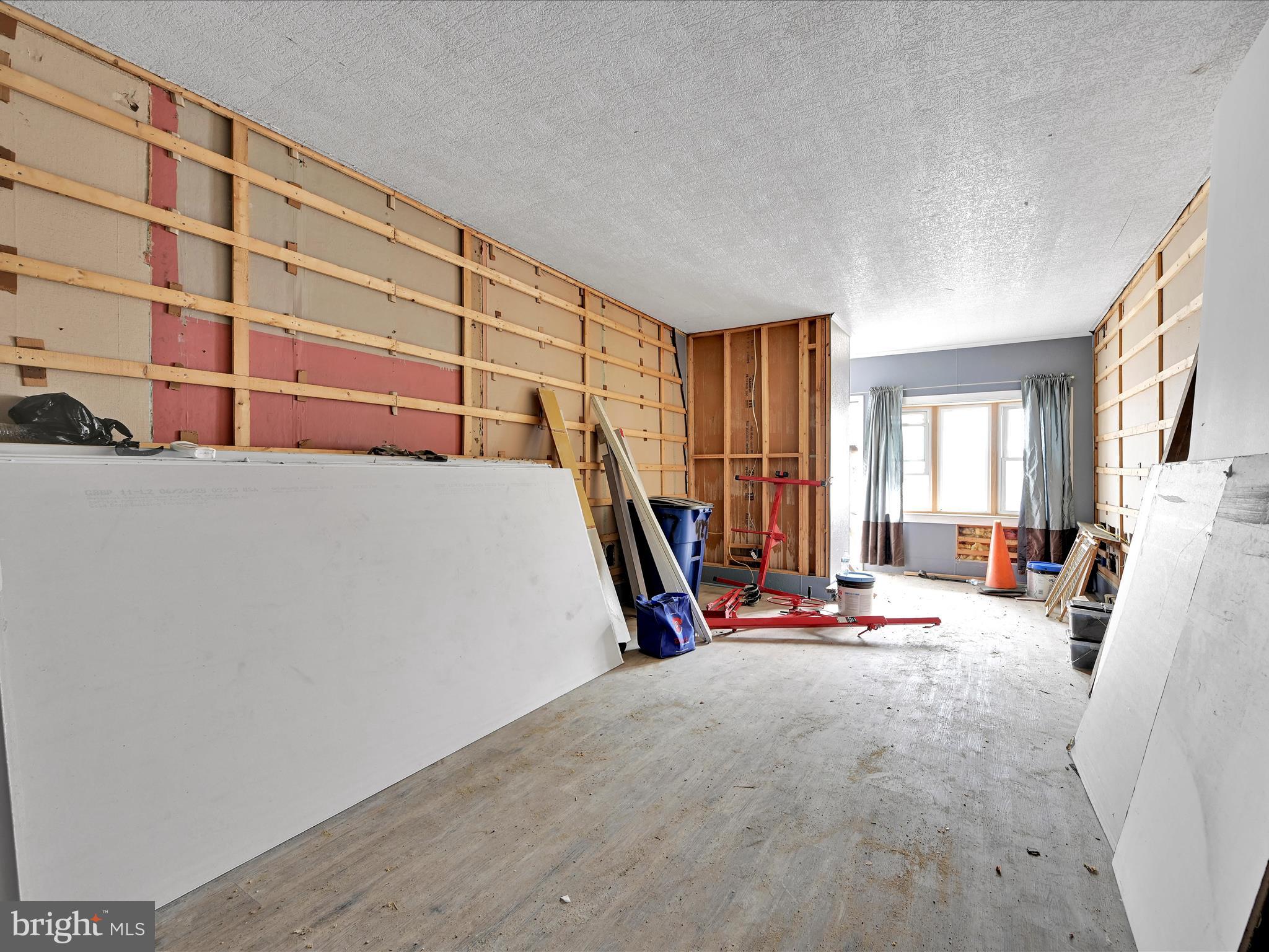 427 East Centre Street Mahanoy City, PA 17948 - Photo 10 of 29 a view of a room with furniture and windows