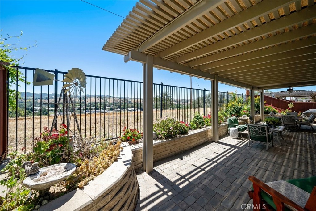 2441 Traditions Loop Paso Robles, CA 93446 - Photo 23 of 61
