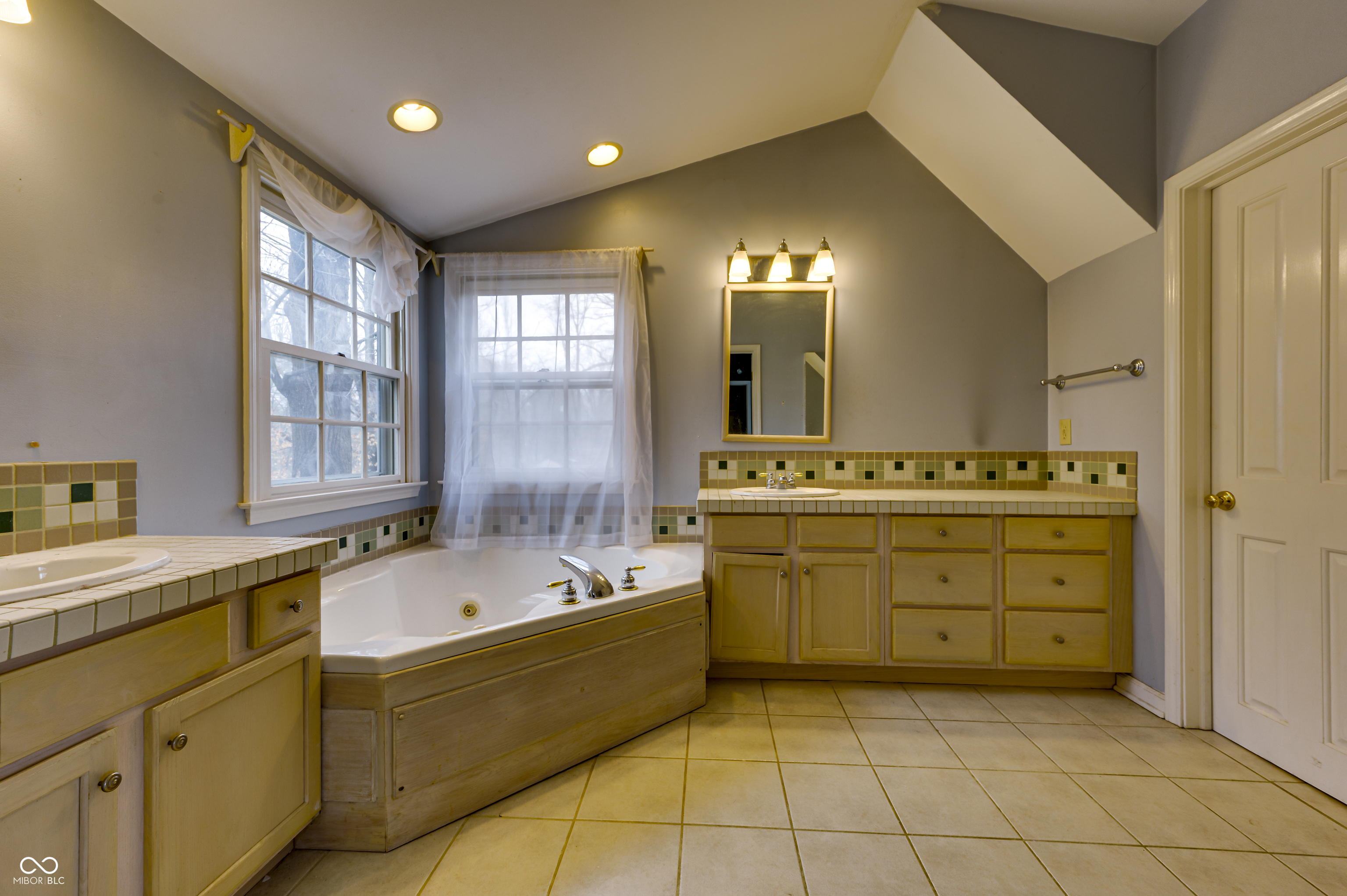 6509 Dean Road Indianapolis, IN 46220 - Photo 31 of 44