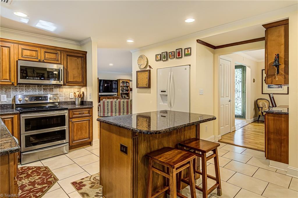 3545 Grandview Club Road Pfafftown, NC 27040 - Photo 15 of 43 Gallery Image 15