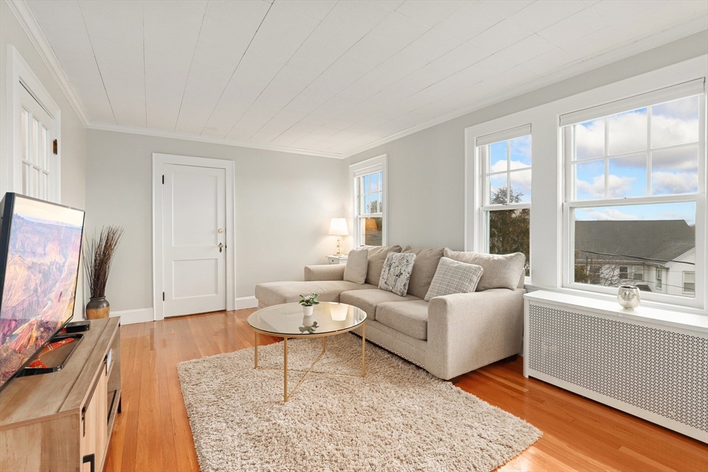 54 Edgecliff Road, Unit 2 Watertown, MA 02472 - Photo 2 of 22