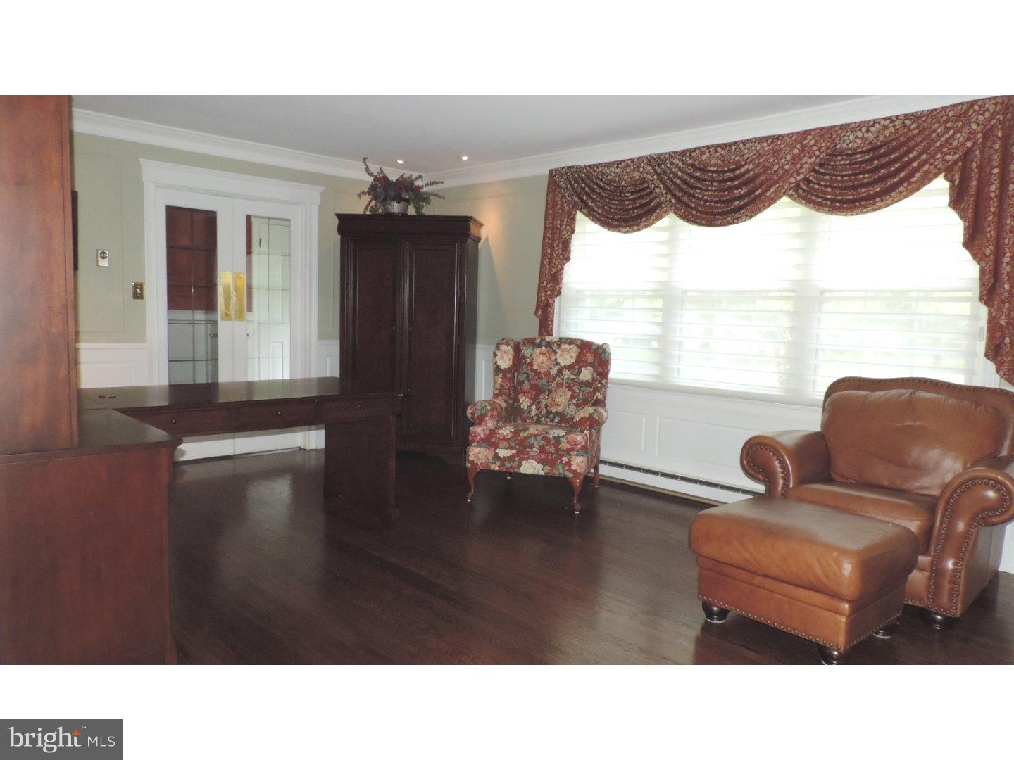 1061 River Road Washington Crossing, PA 18977 - Photo 14 of 25 Living Room