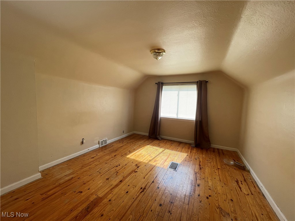 6802 Virginia Avenue Parma, OH 44129 - Photo 14 of 22